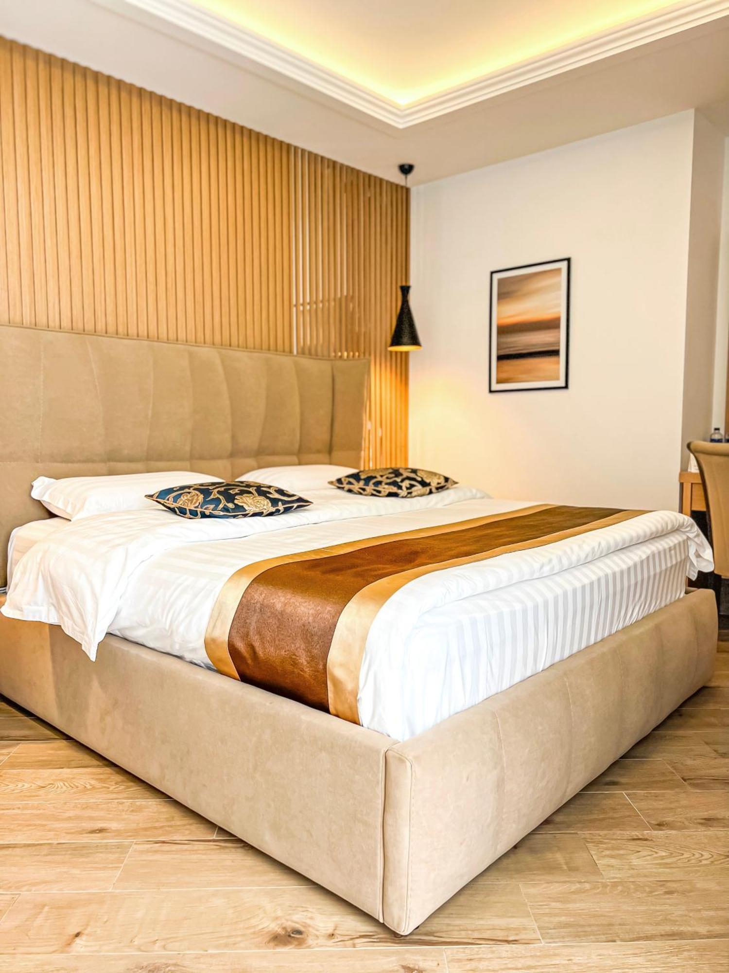 Fafa Aqua Blue Hotel Голем Екстериор снимка